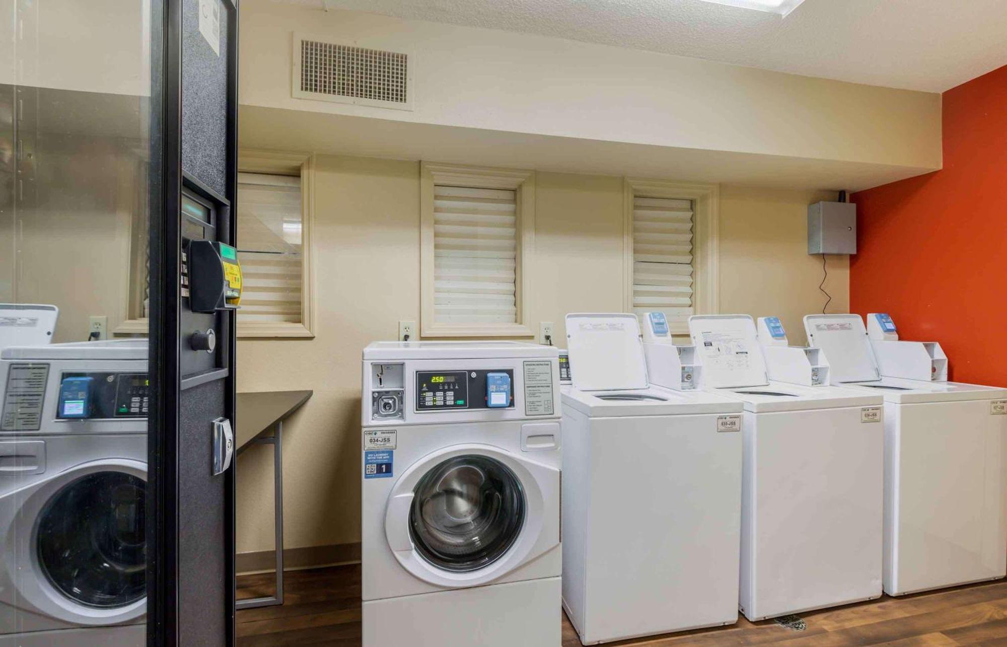Extended Stay America Select Suites - Greenville - Haywood Mall Экстерьер фото