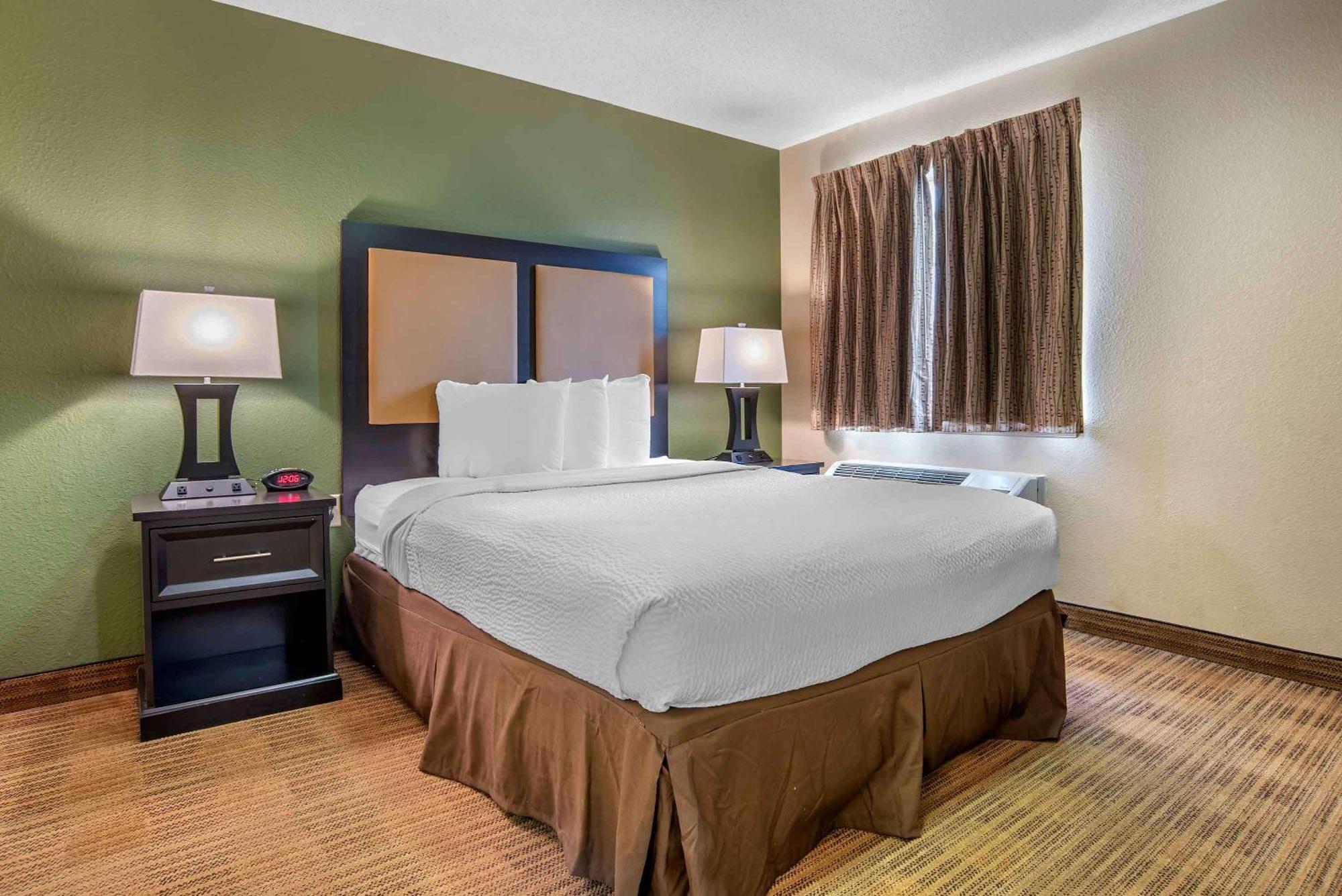 Extended Stay America Select Suites - Greenville - Haywood Mall Экстерьер фото