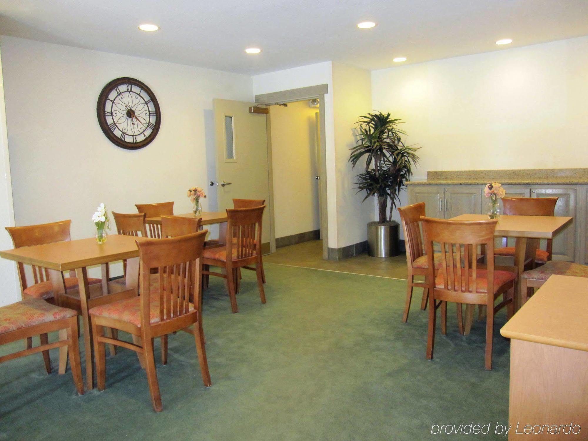Extended Stay America Select Suites - Greenville - Haywood Mall Экстерьер фото